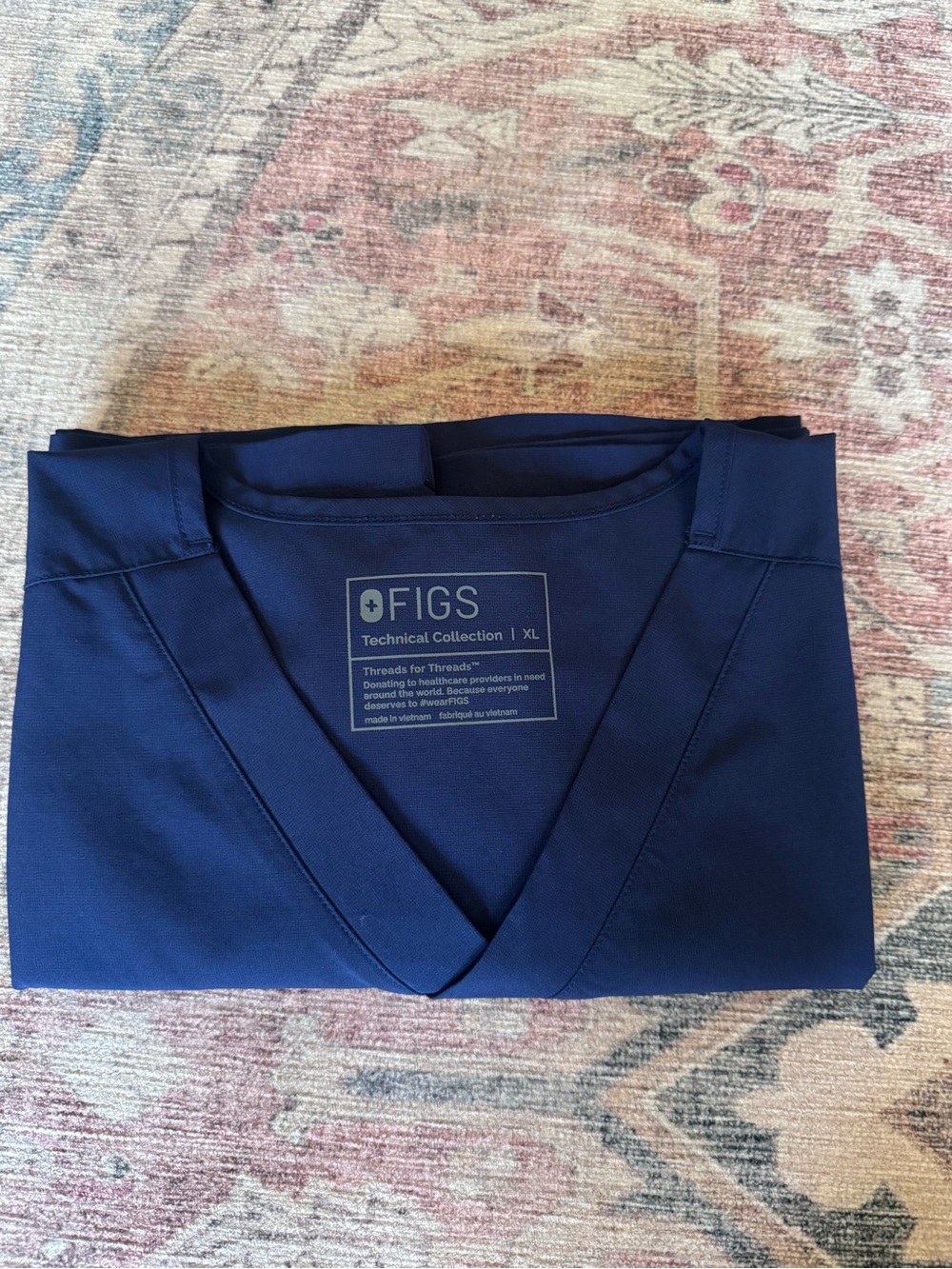 FIGS Leon Men’s Scrub Top XL Navy Technical Collection